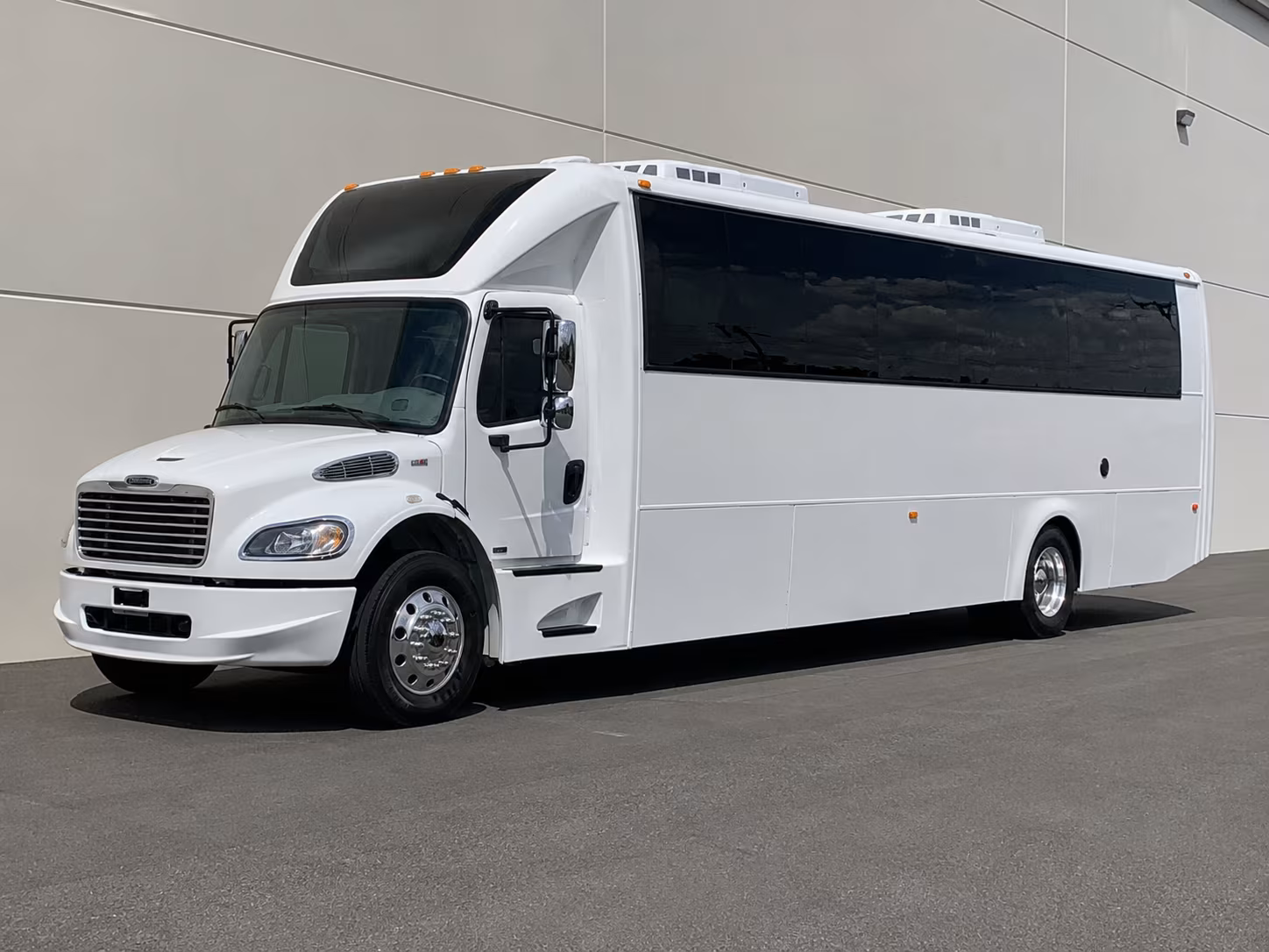 book your prom party bus to burlingame and san francisco before the date fills