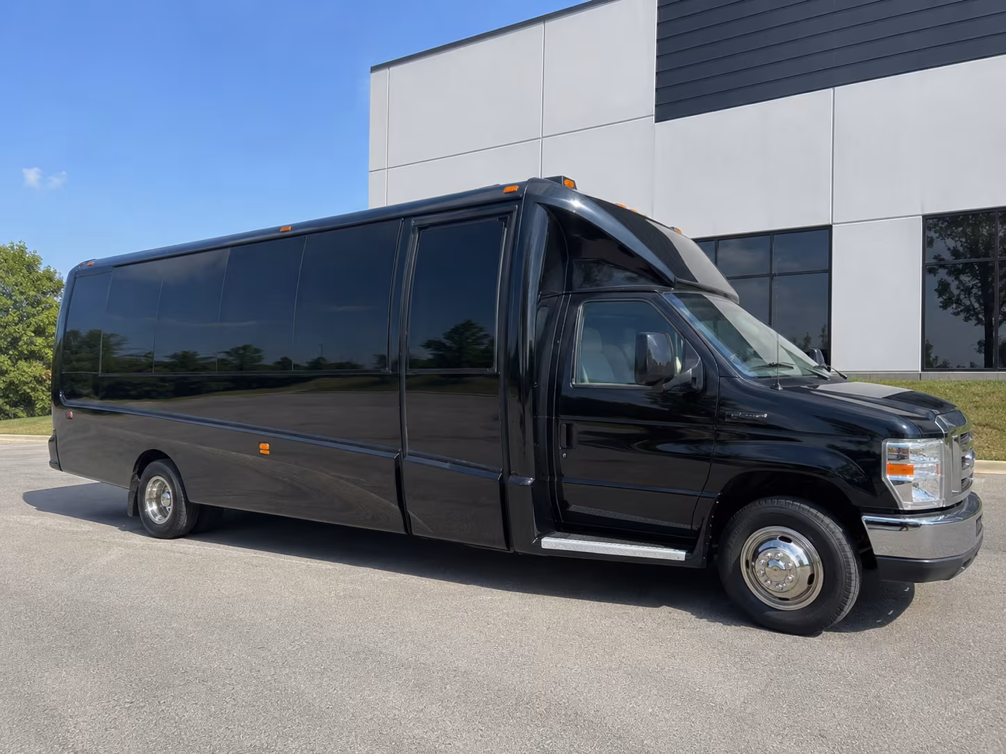 corporate party bus rental